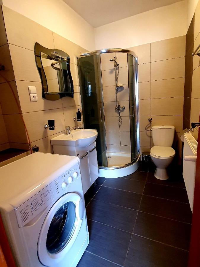 シクラルスカ・ポレンバApartament Partyzantowアパートメント エクステリア 写真